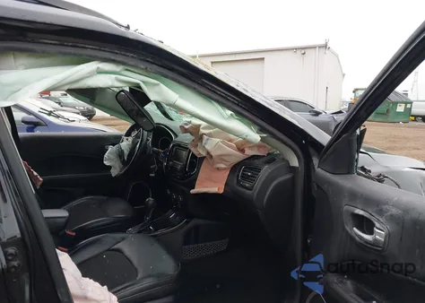 2018 Jeep Compass Altitude Fwd z USA, uszkodzony, nr VIN 3C4NJCBB5JT327498